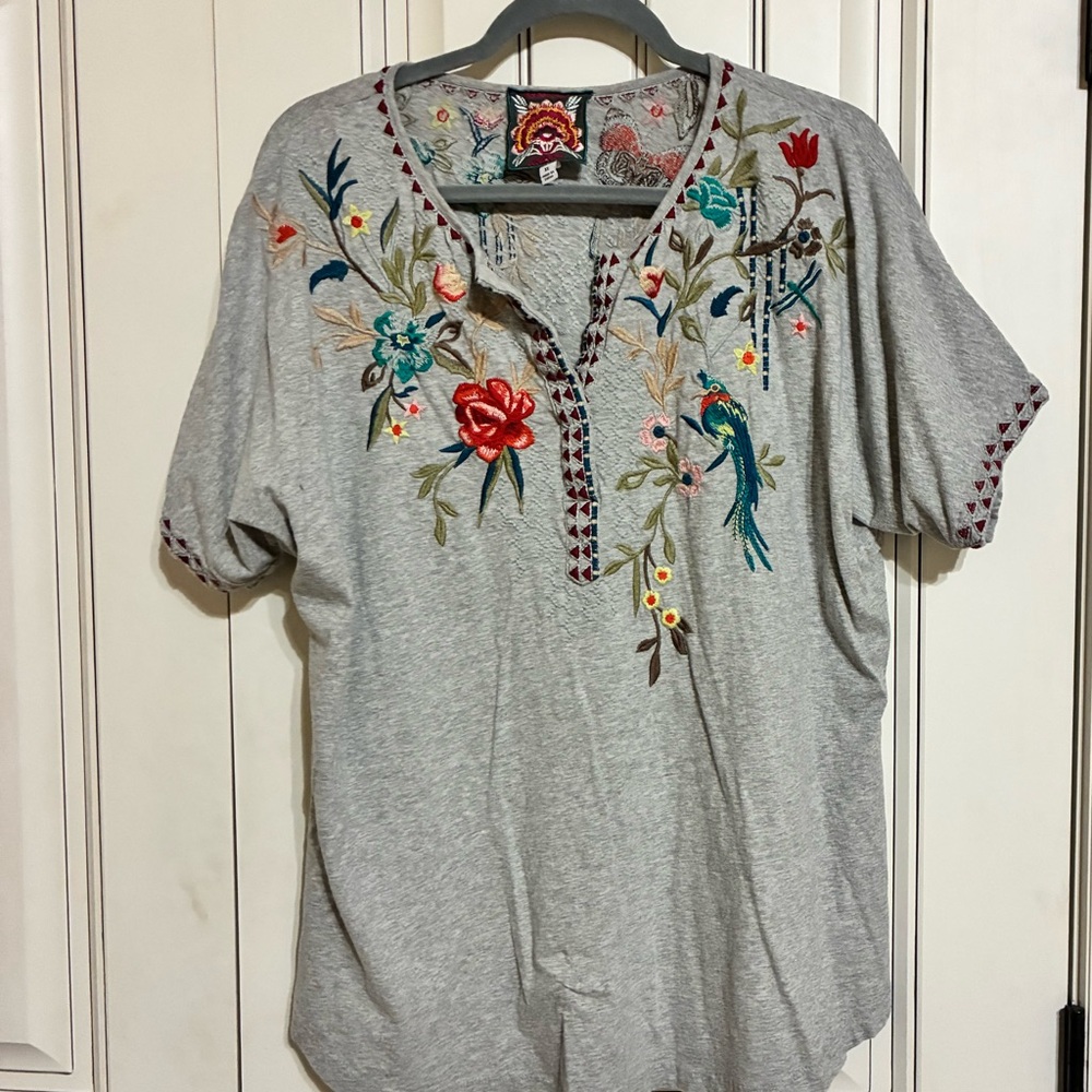 Johnny Was Gray Embroidered Floral & Bird V-Neck Blouse
